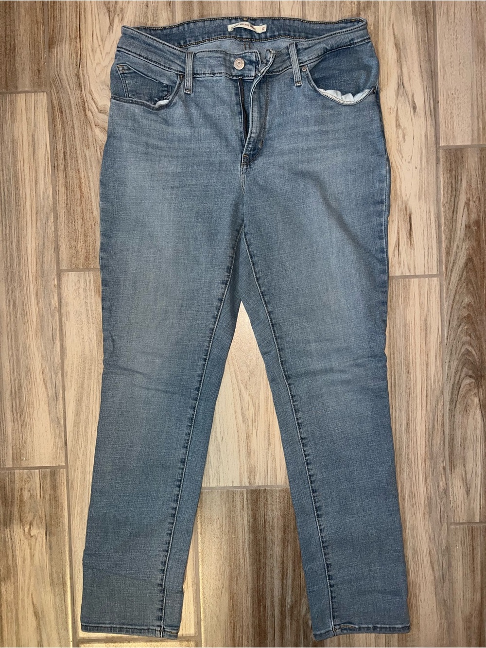 Levi's Women's Light Blue Skinny Jeans